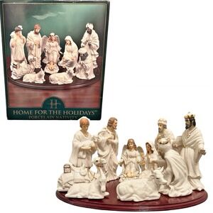 Vintage Home for the Holidays White Porcelain Nativity Set w Wooden Base & Box